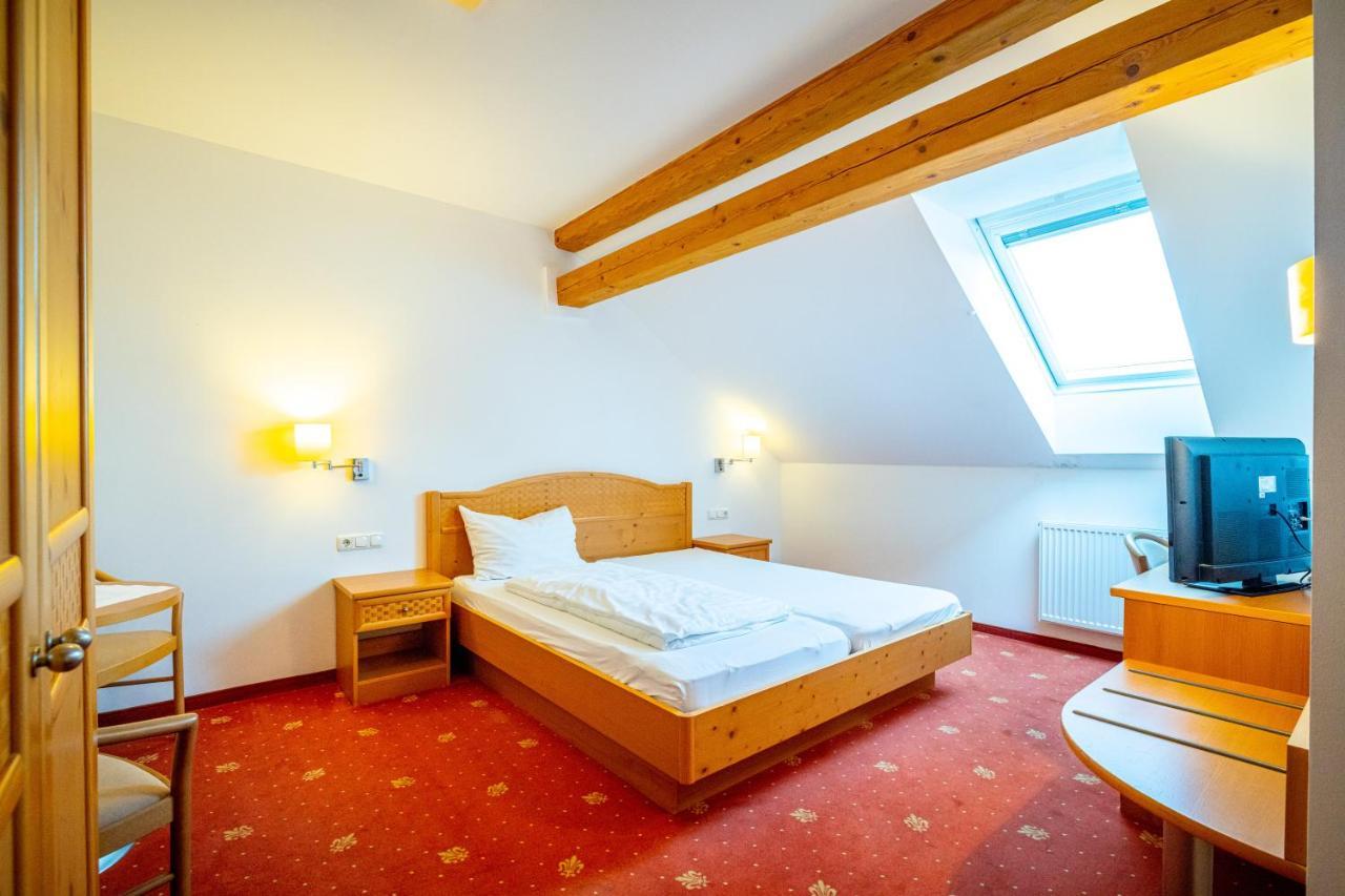 Metzenhof Hotel Kronstorf Luaran gambar